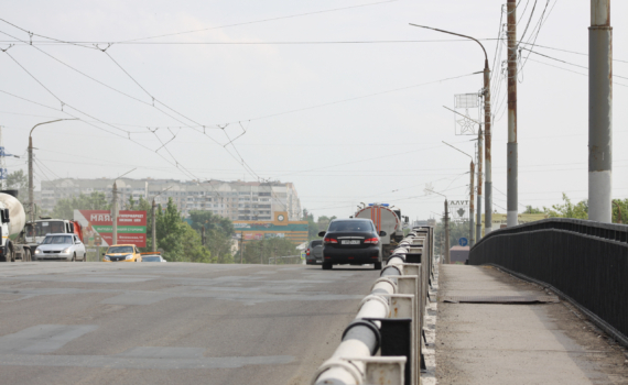 В Волгограде задержали водителя за серьезное нарушение ПДД: видео