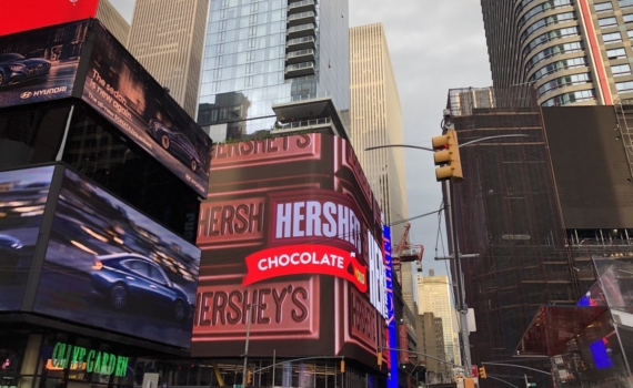 Дудаков: Стартовые рабочие места молодежи в США повально замещаются ИИ